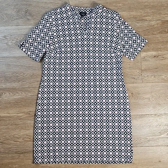 Talbots Navy & Pink Geometric Print Split Mockneck Short Sleeve Shift Dress - Picture 6 of 16